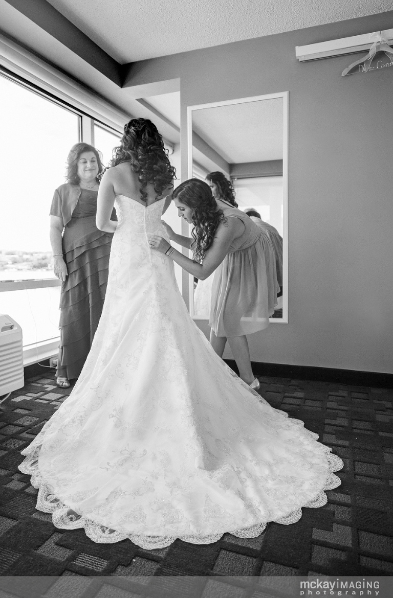 14mckay_oyster_point_getting_